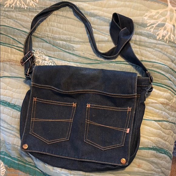 Roxy Handbags - Vintage QuikSilver Roxy Denim Flap Bag